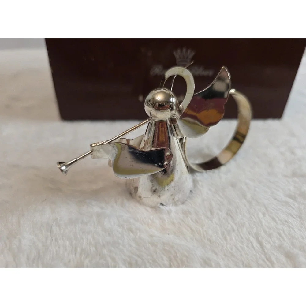 Set Of 4 Vintage Regal Silver Angel Napkin Holders‎ Rings Silver-Plated 1985